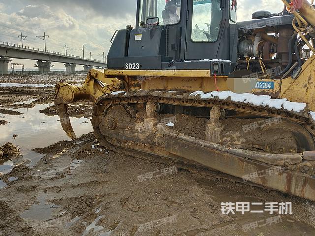 整機(jī)左側(cè)（設(shè)備外觀及核心部件）