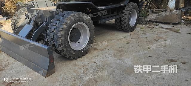 单侧履带整体（整机外观）