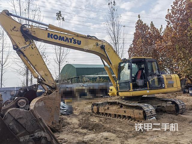 小松PC220-8M0挖掘機