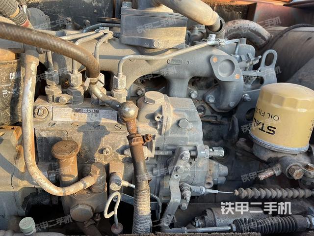 发动机整体俯视（整机外观）