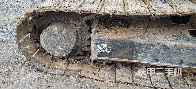 單側(cè)履帶整體（整機(jī)外觀）