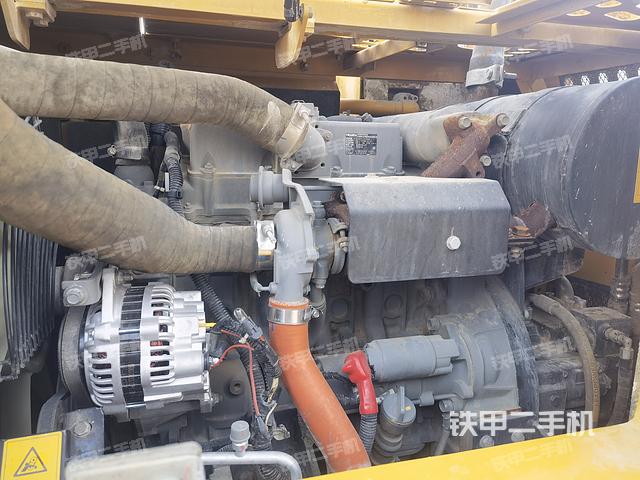 發(fā)動機(jī)整體俯視（整機(jī)外觀）