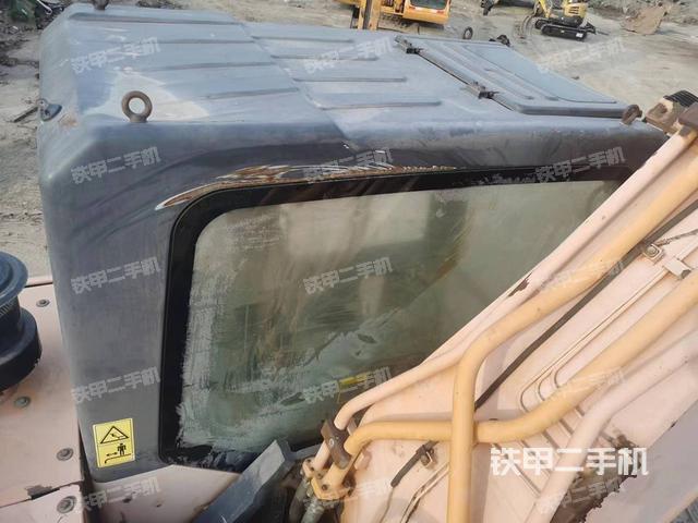 駕駛室頂部（整機(jī)外觀）