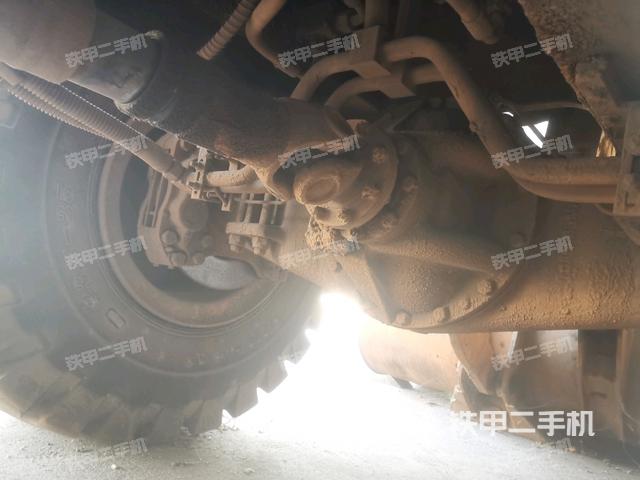 前驅(qū)動(dòng)橋（液壓/傳動(dòng)系統(tǒng)）