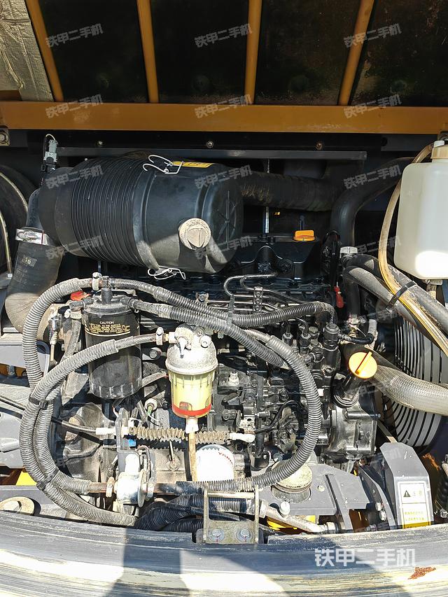 发动机整体俯视（整机外观）