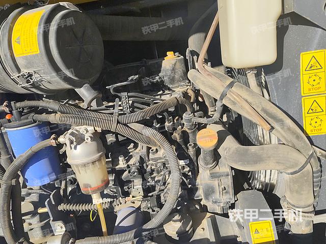 發(fā)動機(jī)整體俯視（整機(jī)外觀）