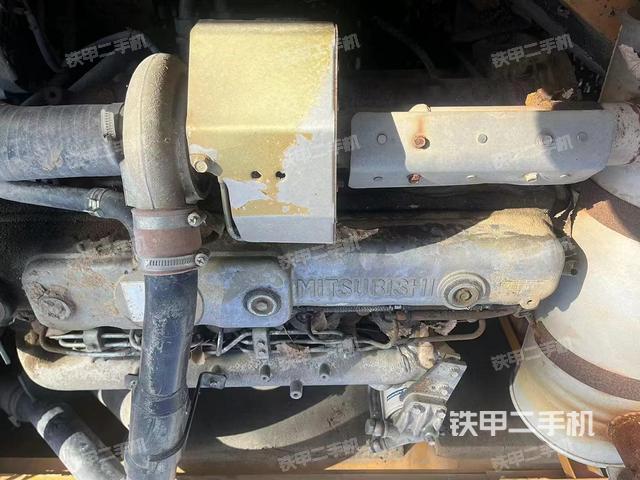 發(fā)動(dòng)機(jī)整體俯視(整機(jī)外觀) 發(fā)動(dòng)機(jī)整體俯視(整機(jī)外觀)