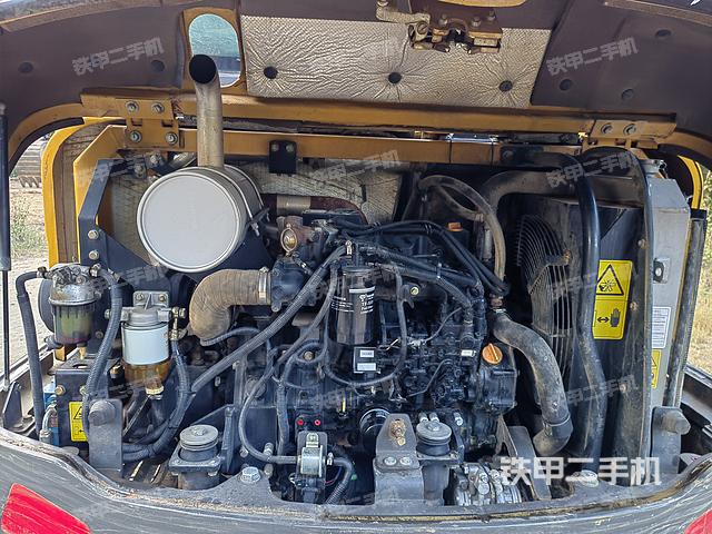 发动机整体俯视（整机外观）