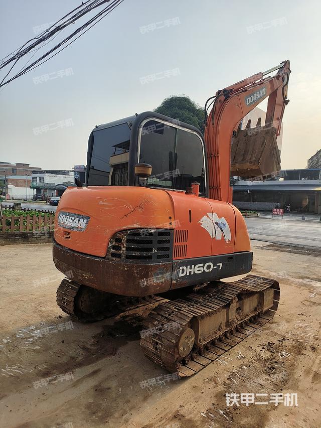 整机右后45°（整机外观）