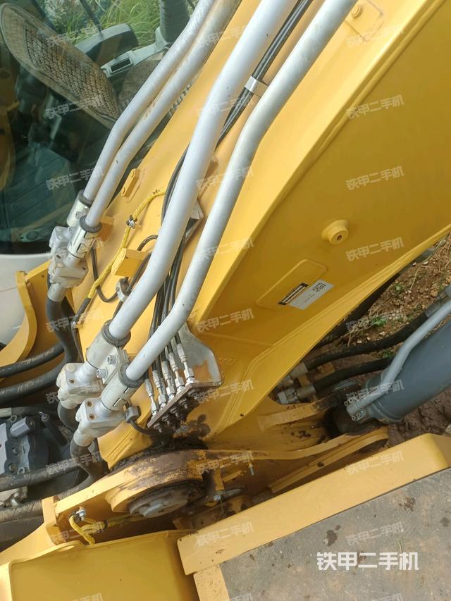 大臂根部 斜视（工作和回转装置）