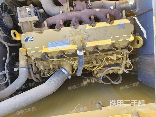 發(fā)動(dòng)機(jī)整體俯視（整機(jī)外觀）