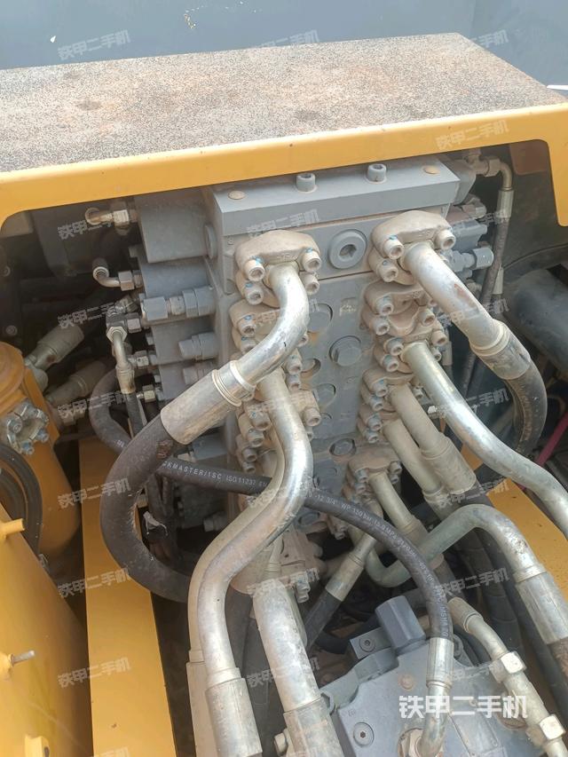 分配阀(上车部件) 分配阀(上车部件)