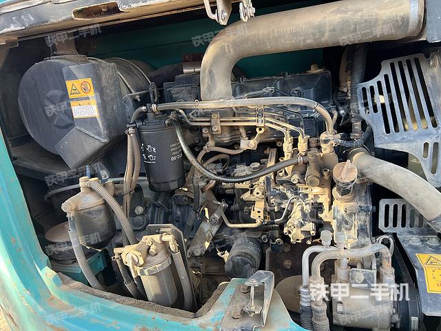 发动机整体俯视（整机外观）