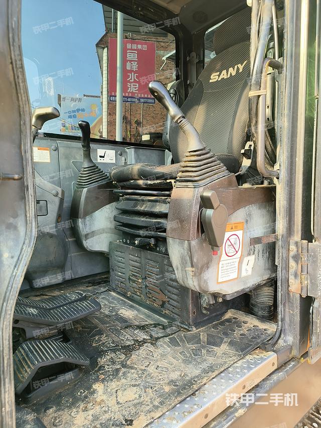 发动机整体俯视（整机外观）