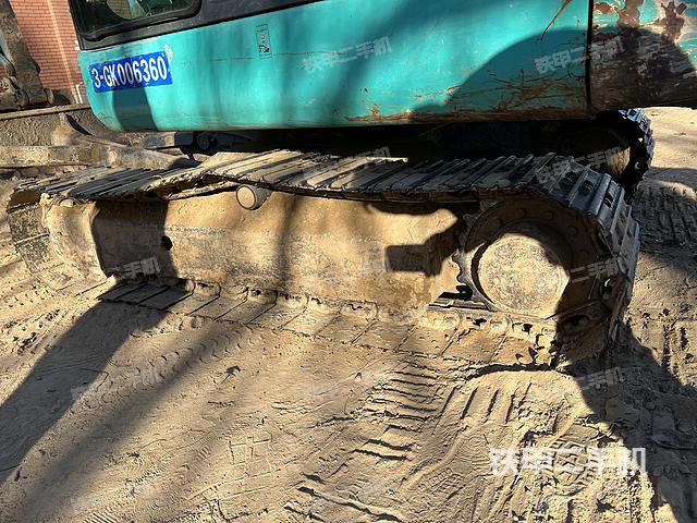 单侧履带整体（整机外观）