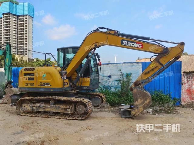 徐工XE75DA挖掘機(jī)