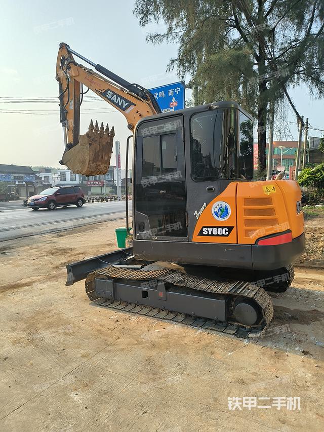 三一重工SY60C挖掘機(jī)
