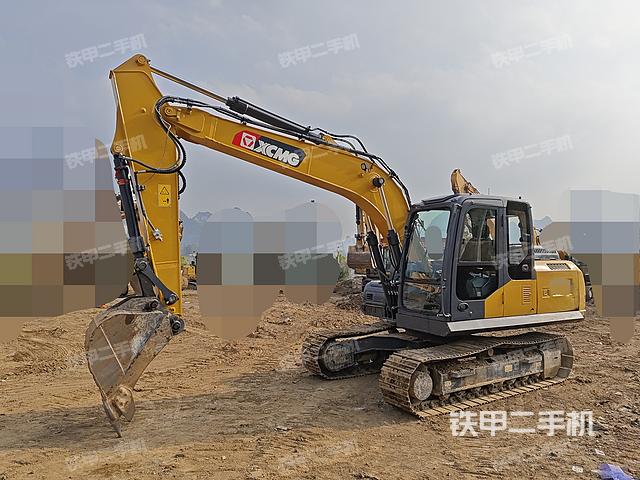 徐工XE135D挖掘機(jī)