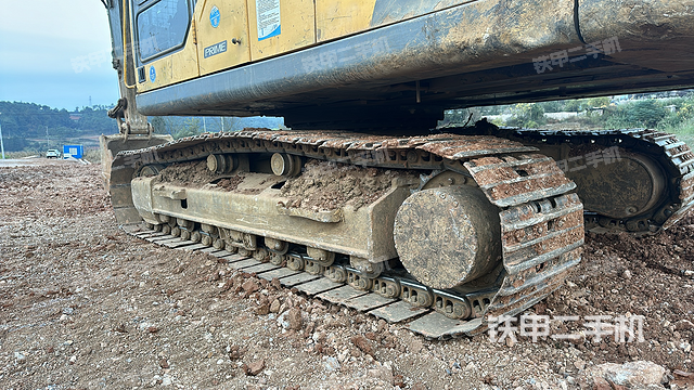 单侧履带整体（整机外观）