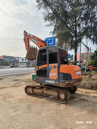 广西-南宁市二手大宇DH55-V挖掘机实拍照片