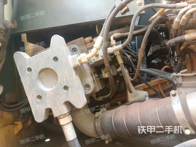 液压泵斜45 左(大件舱室) 液压泵斜45 左(大件舱室)