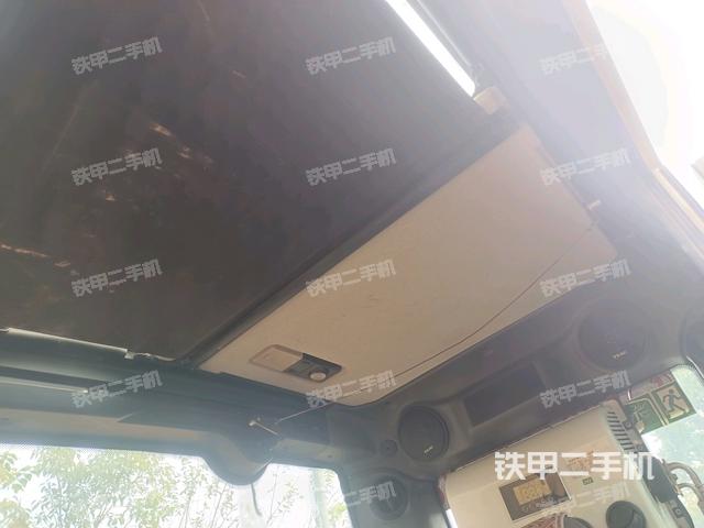 驾驶室正侧(驾驶室部分) 驾驶室正侧(驾驶室部分)