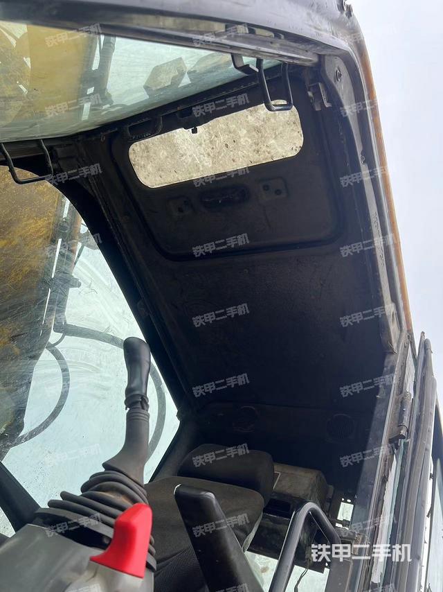 顶棚整体（驾驶室部分）