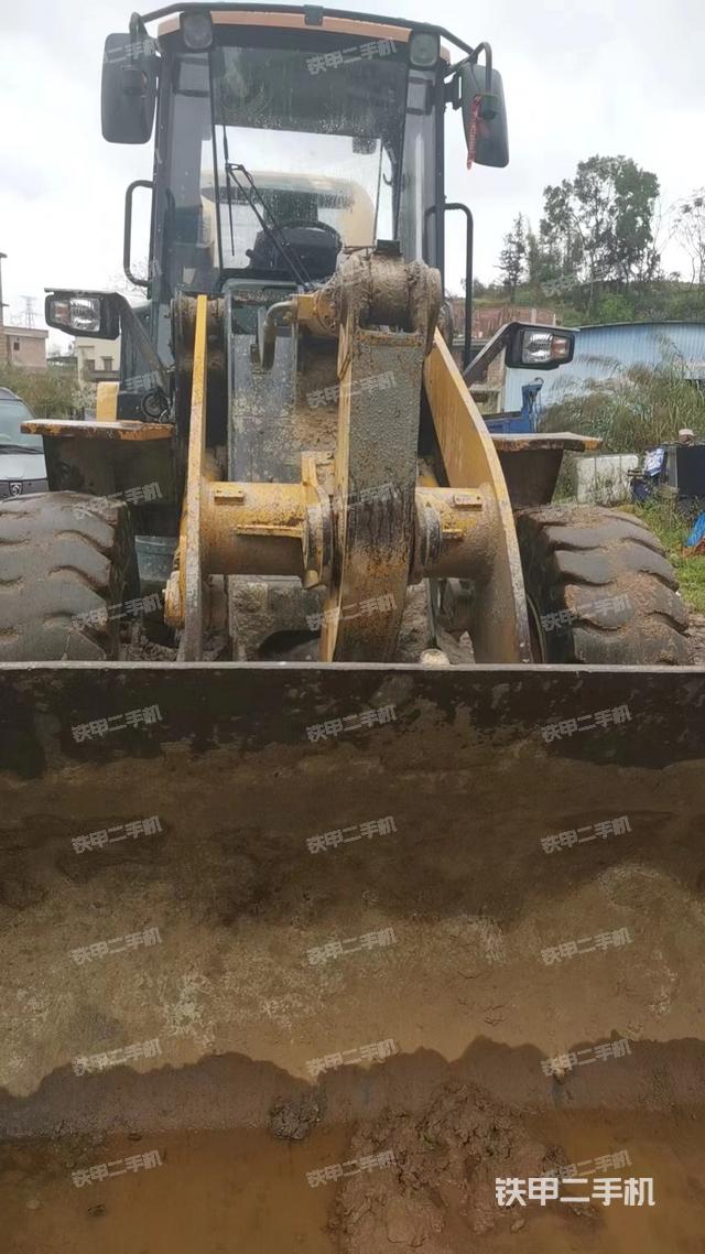 工作装置整体（整机外观及大件）