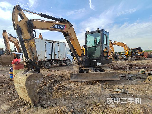三一重工SY55C挖掘機(jī)