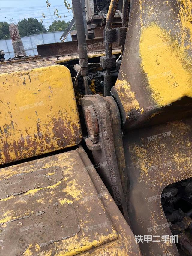 大臂根部 斜视（工作和回转装置）