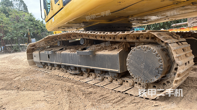 单侧履带整体（整机外观）