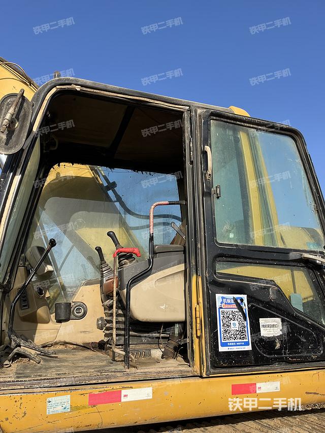 驾驶室整体（整机外观）