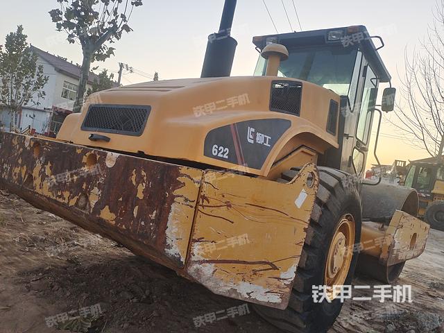 整机右后45°（设备外观及核心部件）