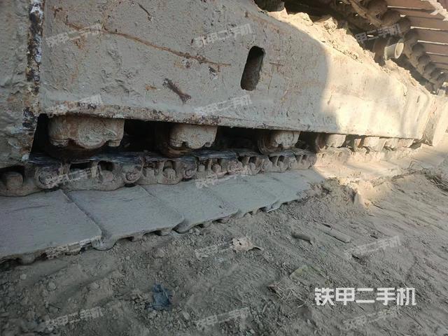 单侧履带整体（整机外观）