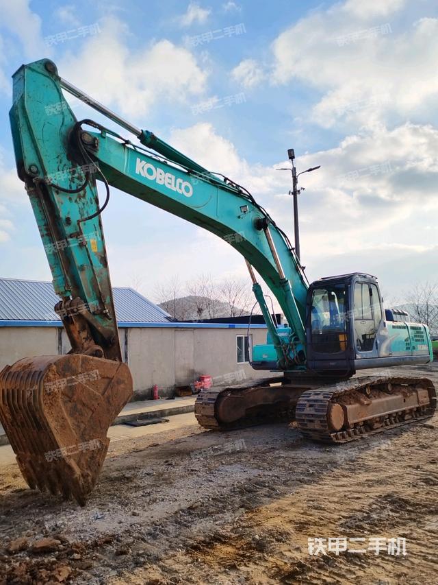 神钢SK350LC-8挖掘机