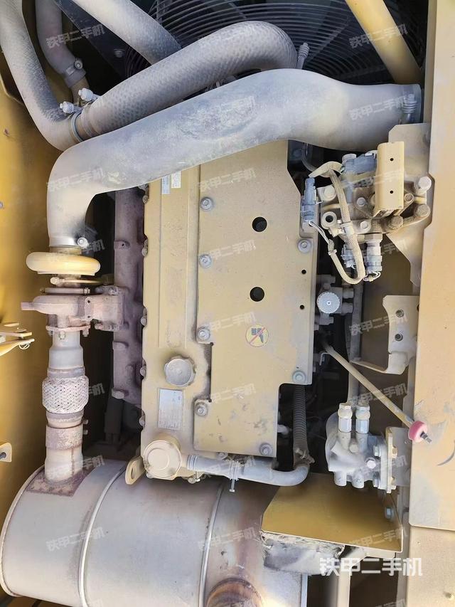 发动机整体俯视（整机外观）