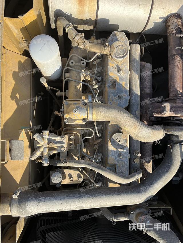 发动机整体俯视（整机外观）