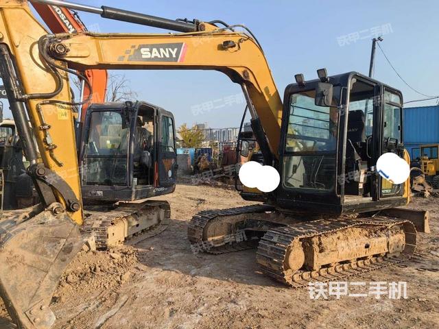 三一重工SY75C挖掘机