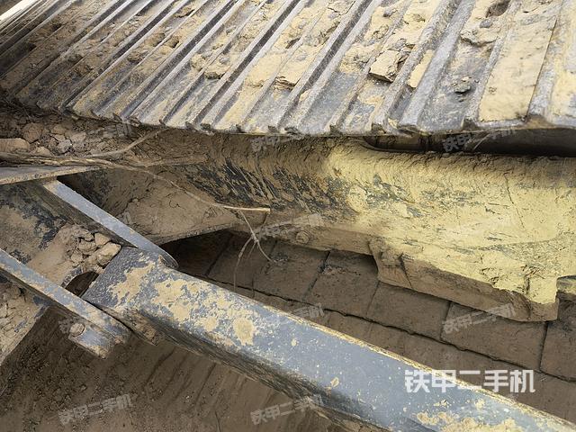 单侧履带整体（整机外观）