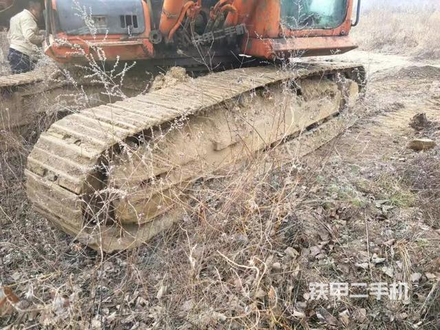 单侧履带整体（整机外观）