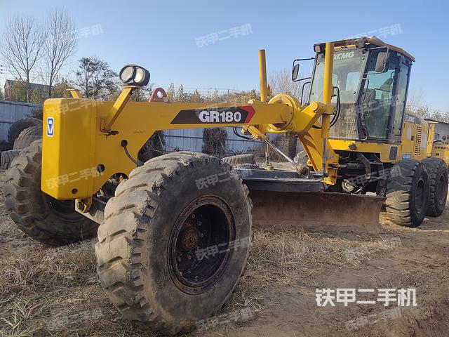 徐工GR180平地機(jī)
