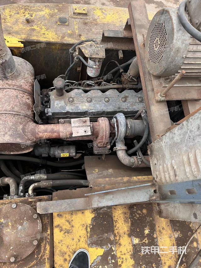 驾驶室顶部俯视（上车部件）