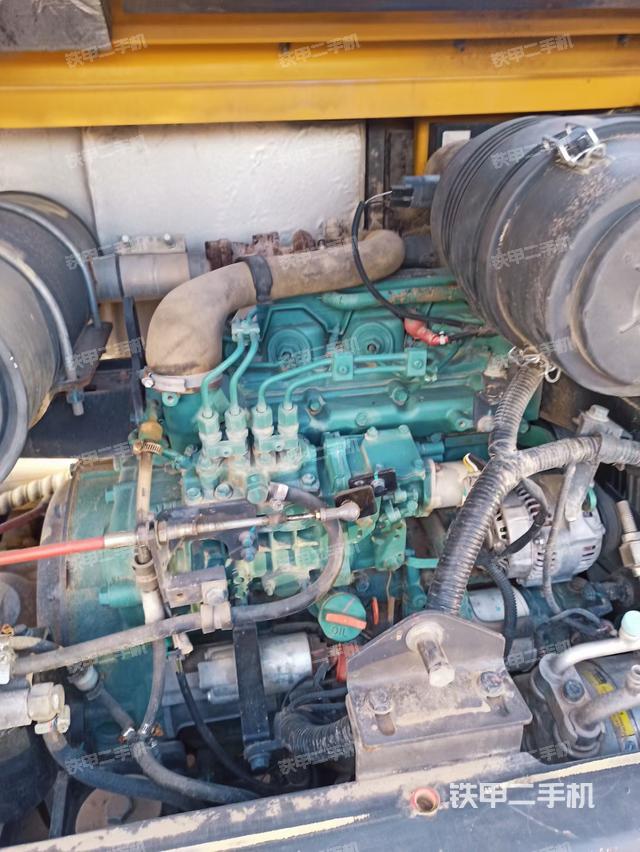 发动机整体俯视（整机外观）