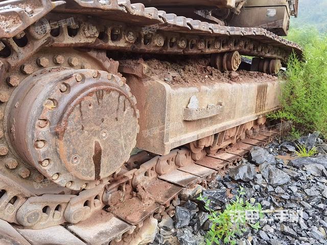 单侧履带整体（整机外观）