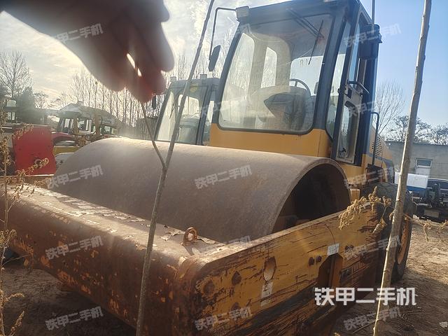 龍工LG520B3壓路機