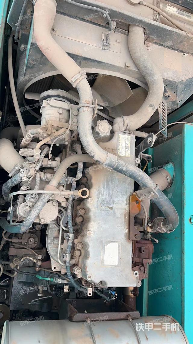 发动机整体俯视（整机外观）