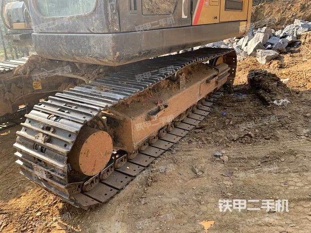 单侧履带整体（整机外观）