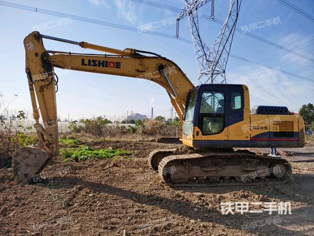 力士德SC210.9E挖掘机