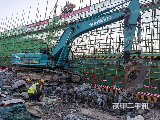 整机右后45°（整机外观）