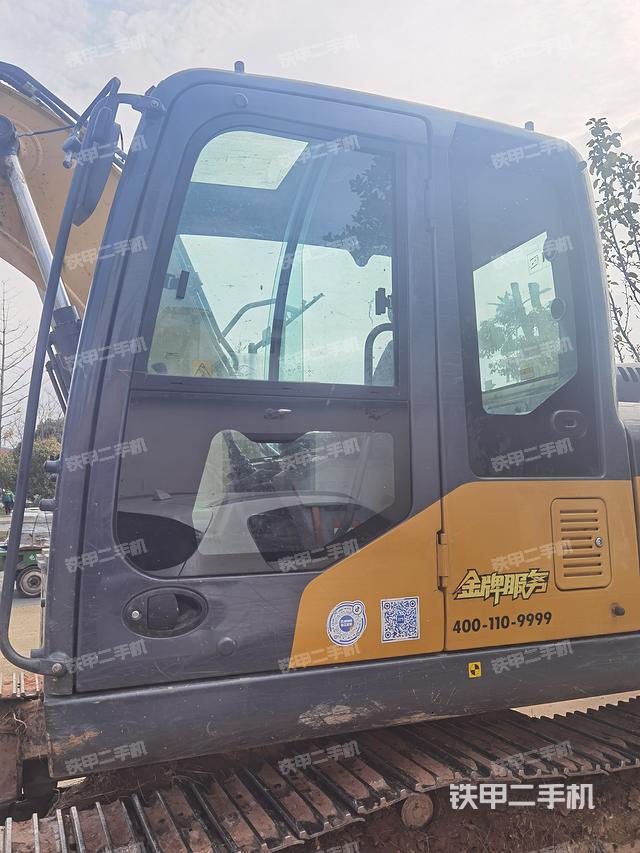 驾驶室整体（整机外观）